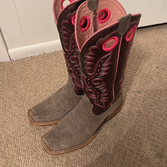 Ariat Futurity Boots - Picture 2 of 4
